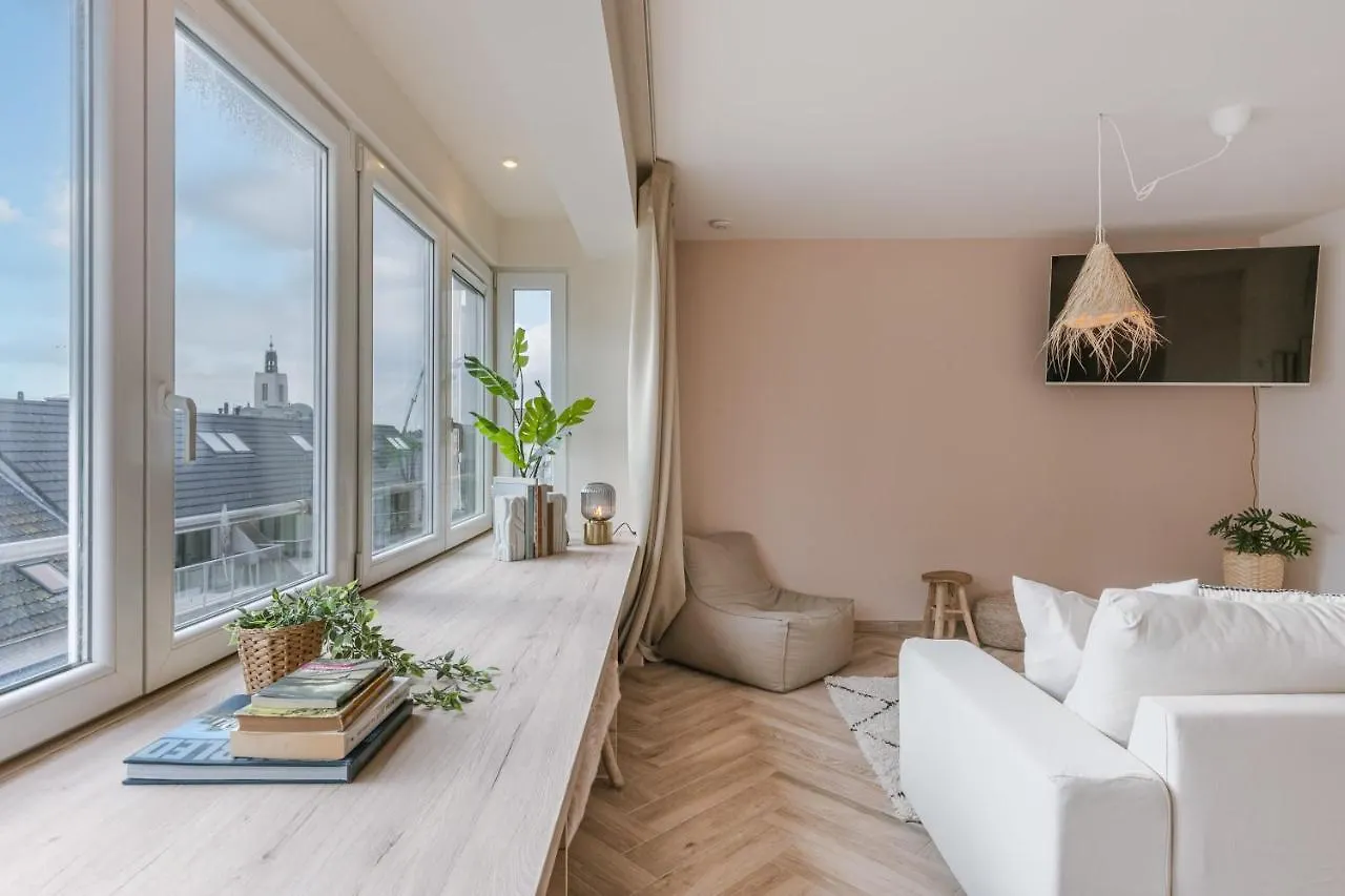 Juan - Modern 2 Bedroom Apartment In Ostend