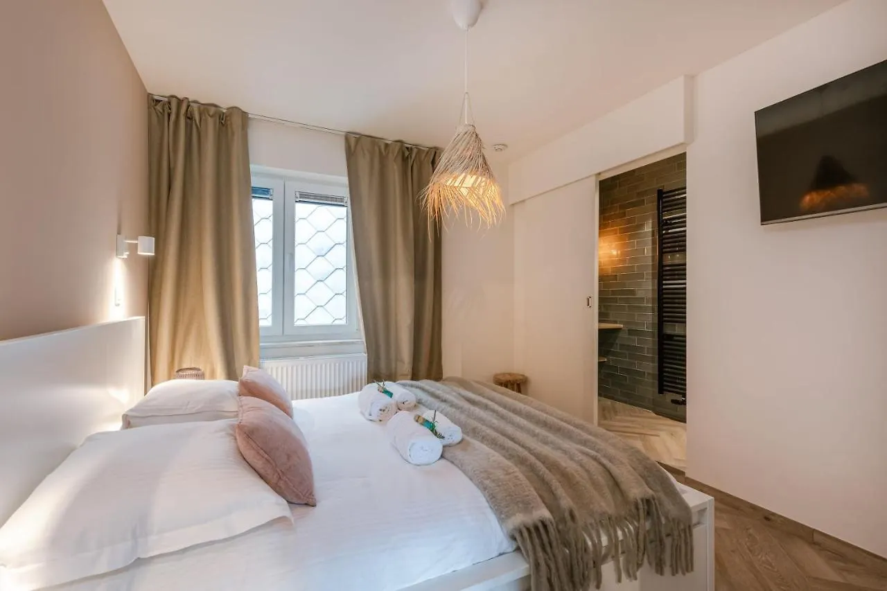 Juan - Modern 2 Bedroom Apartment In Ostend