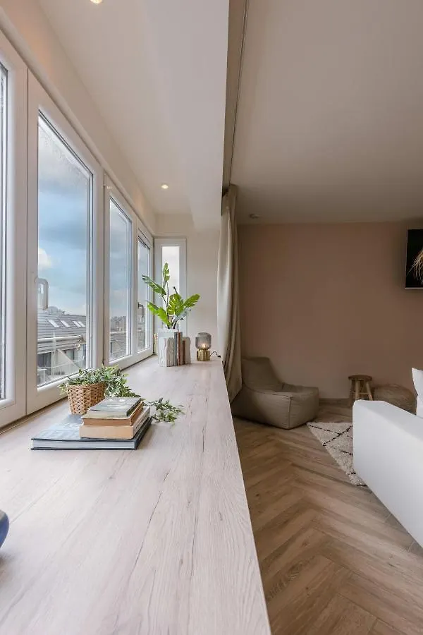 Juan - Modern 2 Bedroom Apartment In Ostend
