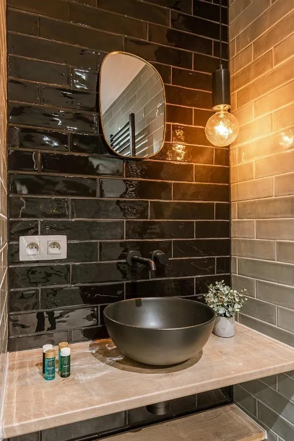 Juan - Modern 2 Bedroom Apartment In Ostend Belgium